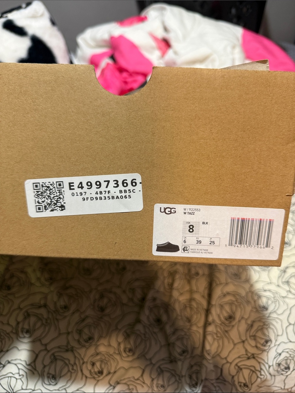 UGG women’s Tazz platform - Picture 2 of 5
